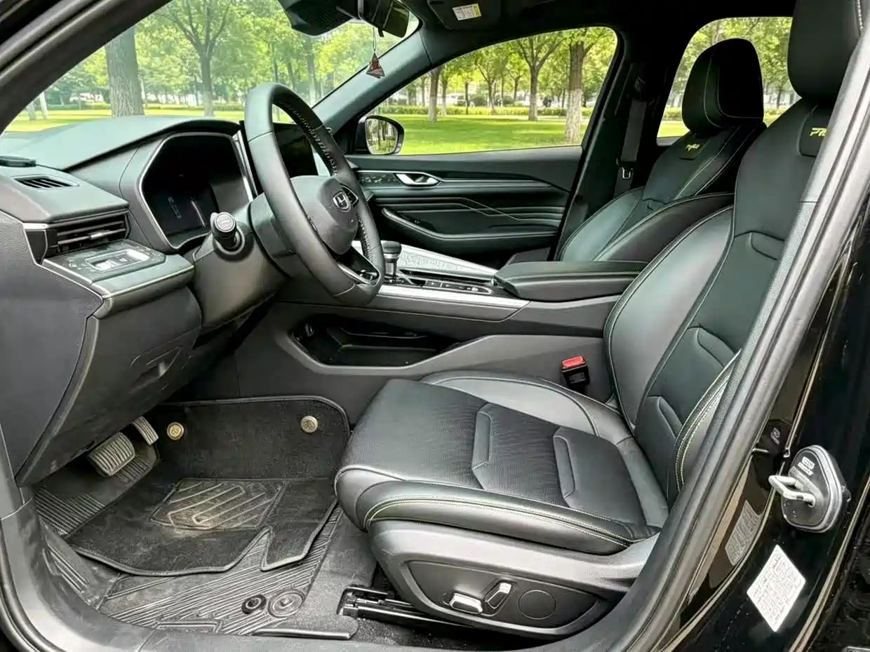 Фото 4 - Geely Preface