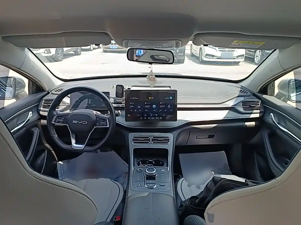 BYD Destroyer 05 2025 2024 Glory Edition DM-i 55KM Luxury