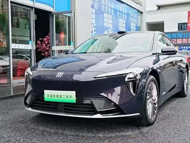 Buick Electra L7 Последовательный гибрид, Avenir