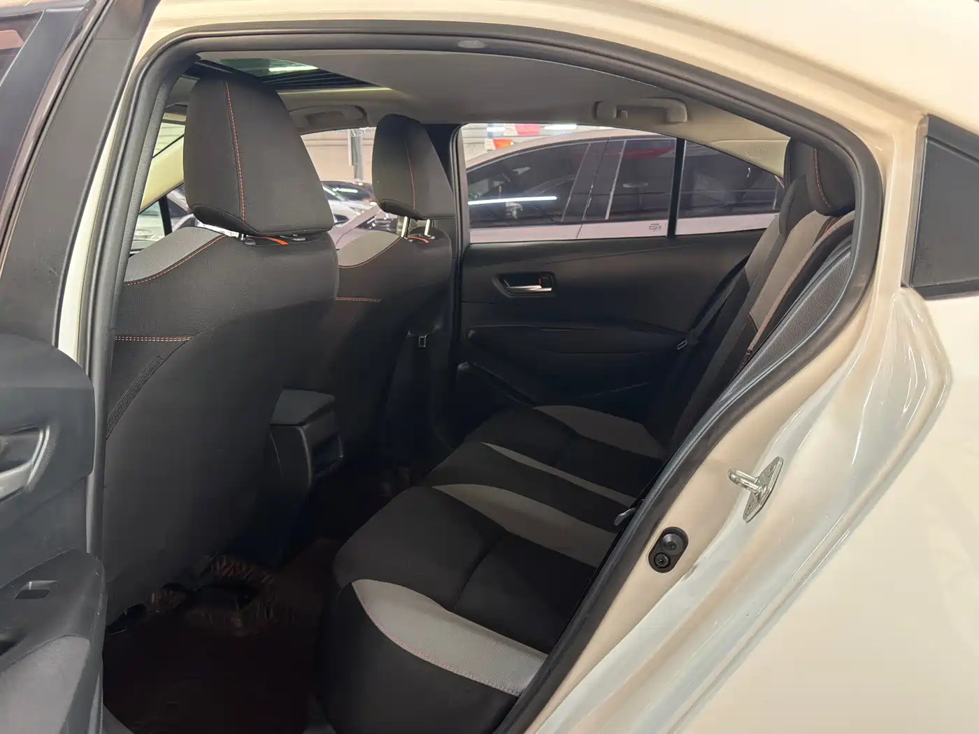 Toyota Corolla 2021 1.2T S-CVT Elite Edition фото 5