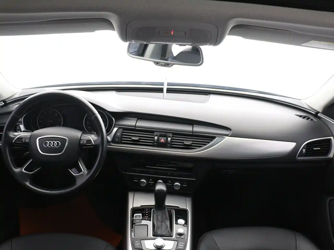 Audi A6L 2018 Model 35 TFSI Collector's Edition фото 5