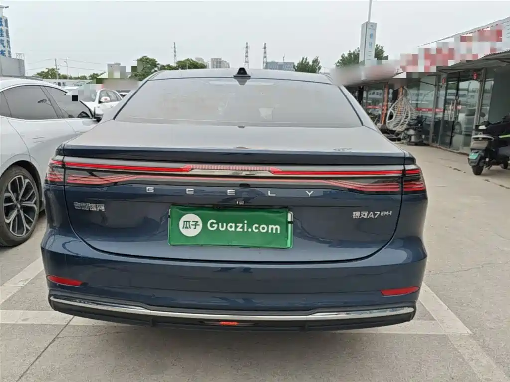 Geely Galaxy Galaxy A7 2025 EM-i фото 6