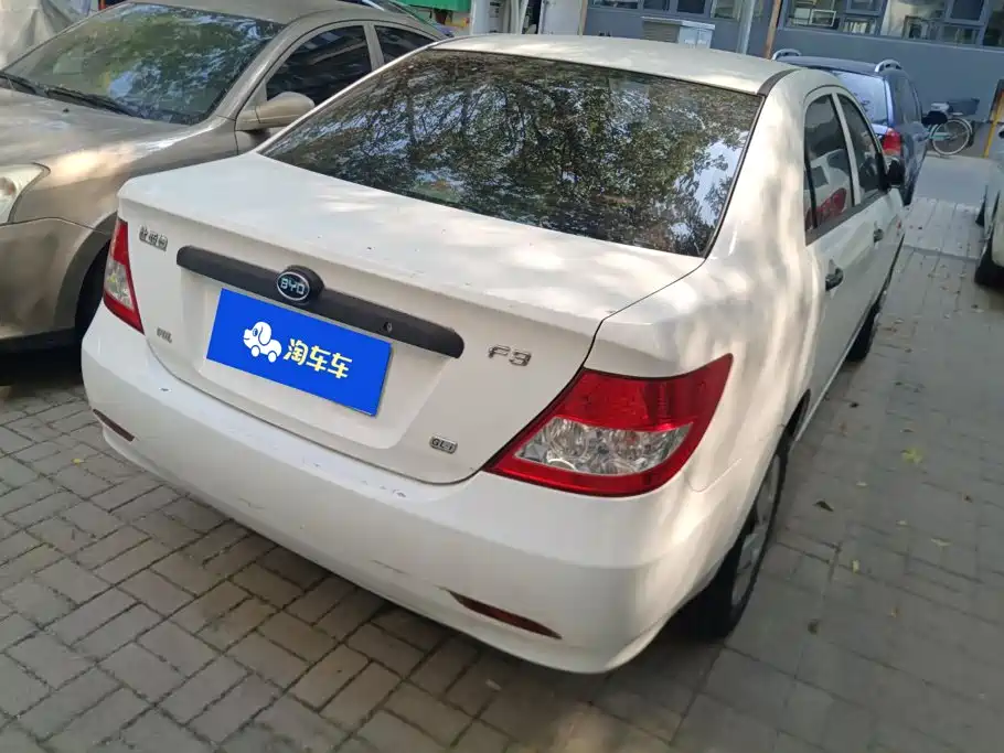 Фото 3 - BYD F3