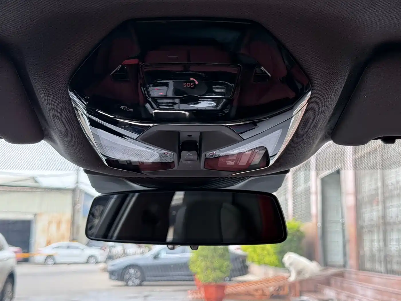 BMW 5 Series 2025 530Li Premium M Sport Package фото 14