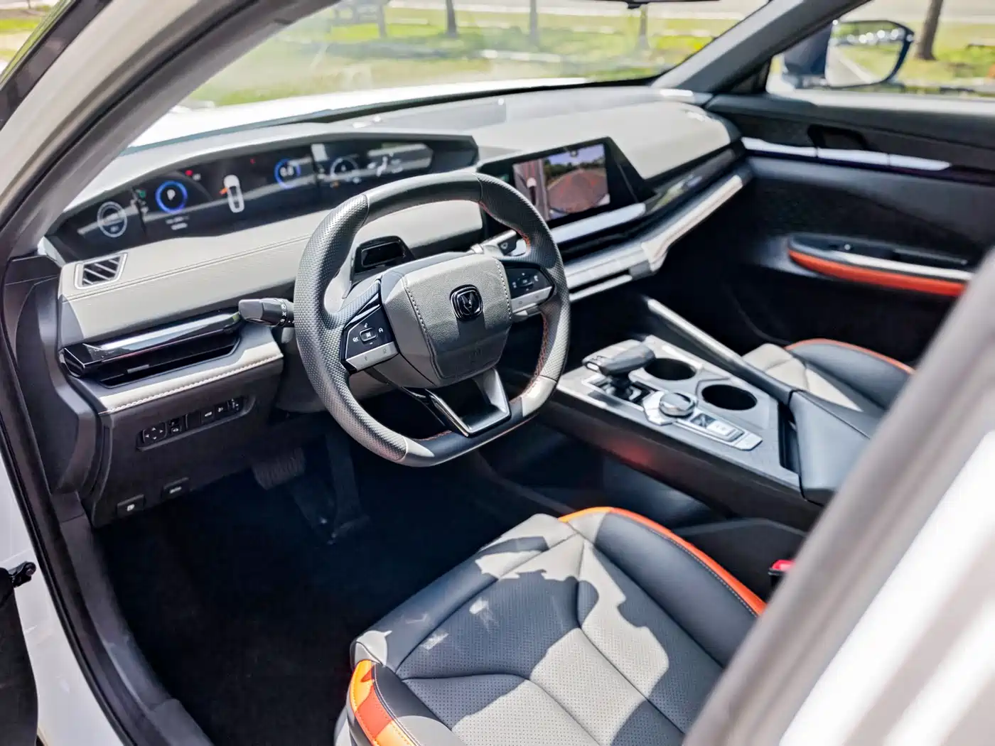 CHANGAN UNI-V