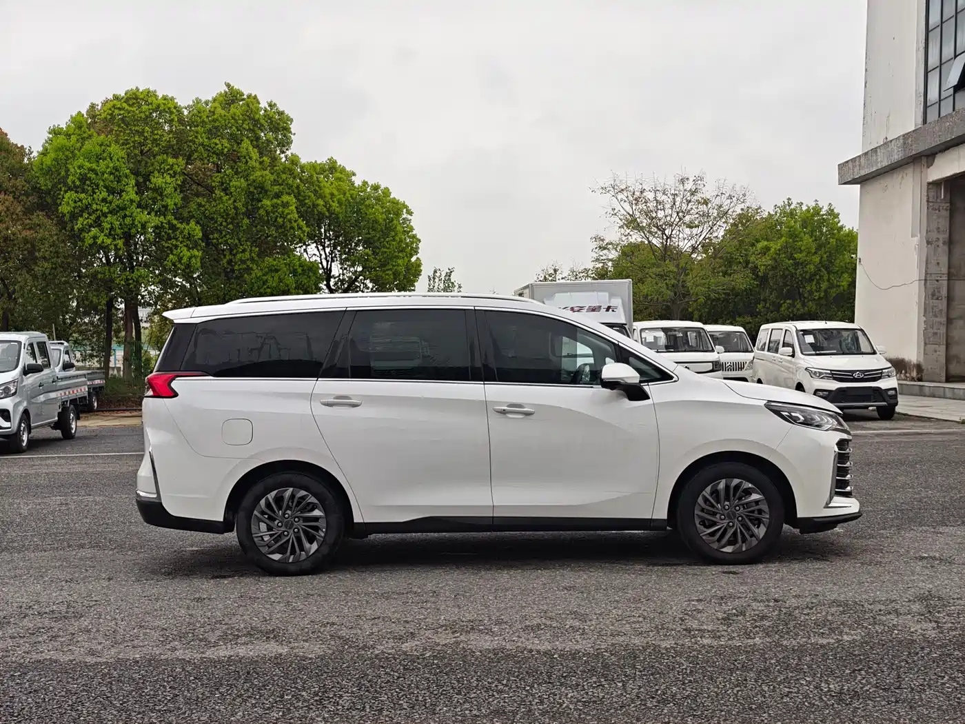 SAIC MAXUS CHASE G50