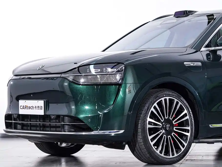Aito M9 2024 2024 Extended Range Ultra 42kWh 6-Seater