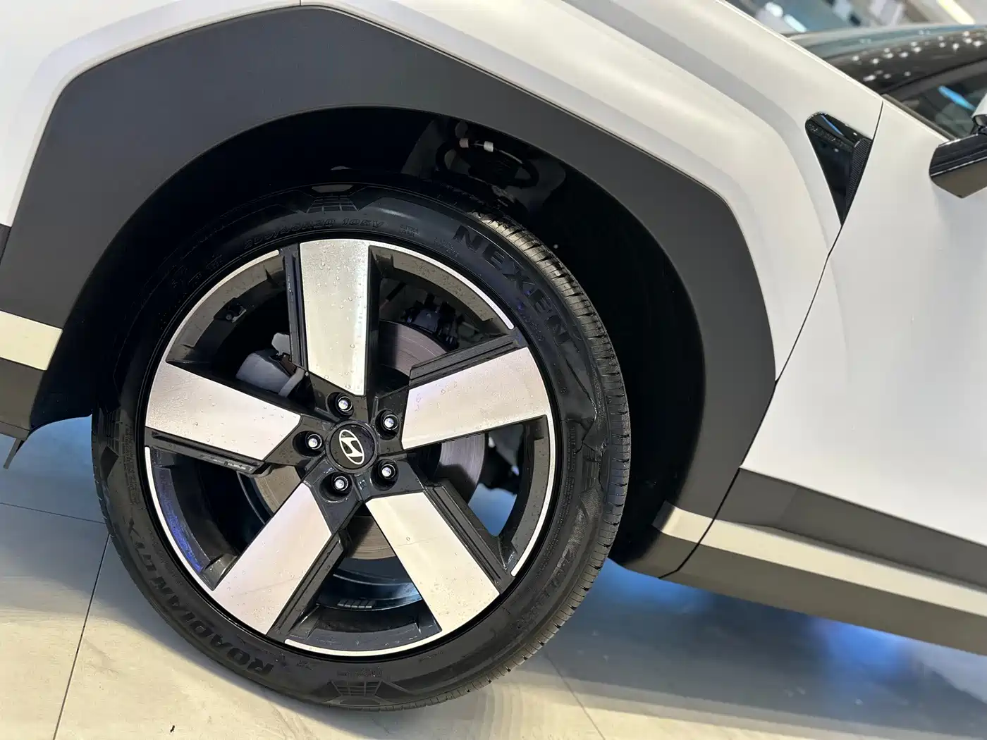 Hyundai Santa Fe 2025 2024 2.0T Explorer Pro