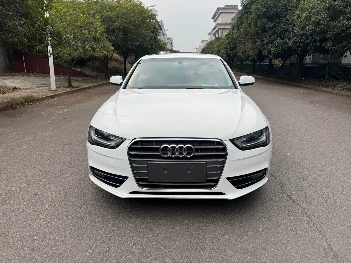 Audi A4L 2016 30 TFSI Collector's Edition Automatic Comfort фото 2