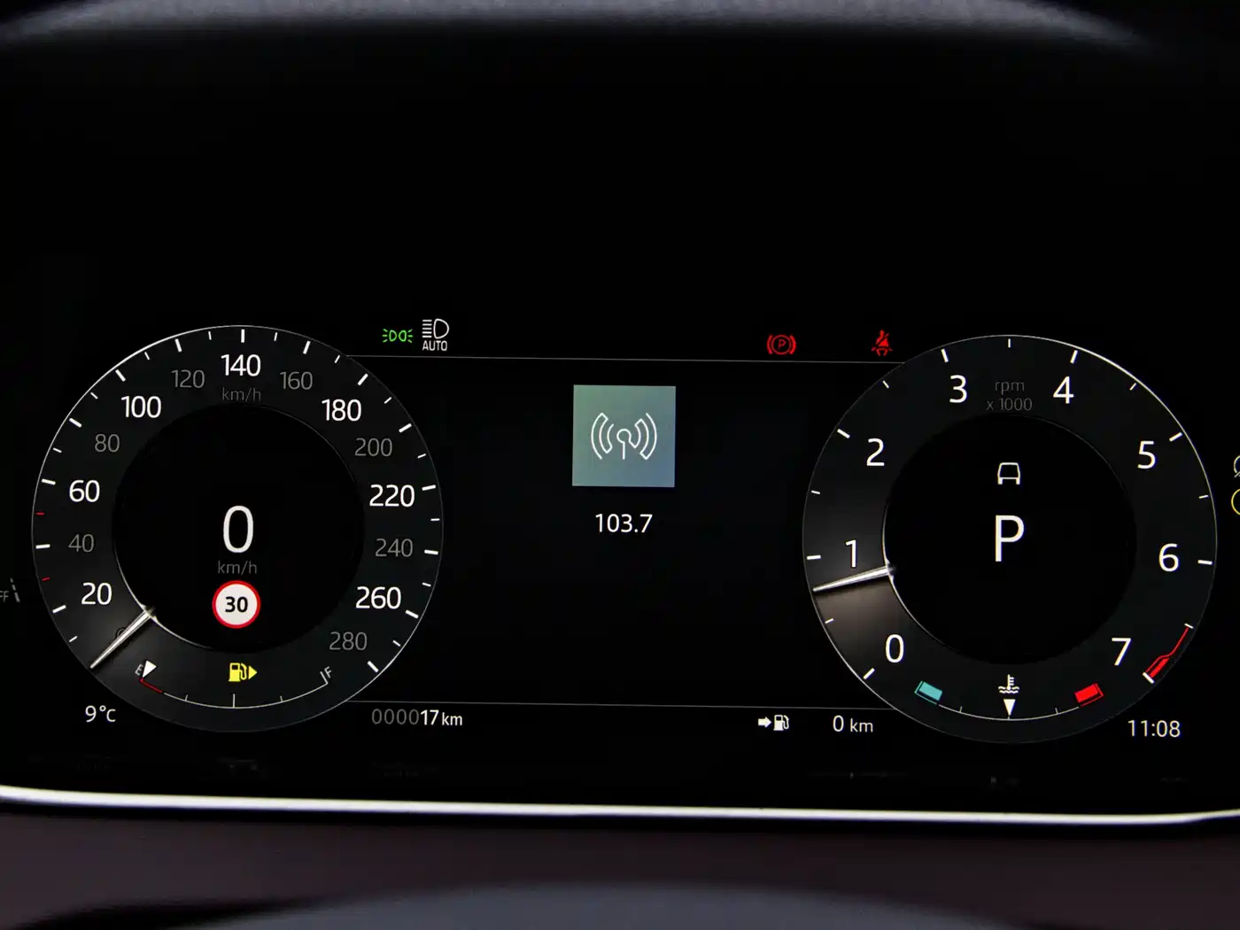 Land Rover Range Rover Evoque 2024 Range Rover Evoque L 249PS Light Master Edition фото 31