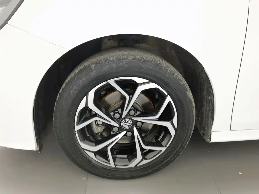 MG MG5, миниатюра 17