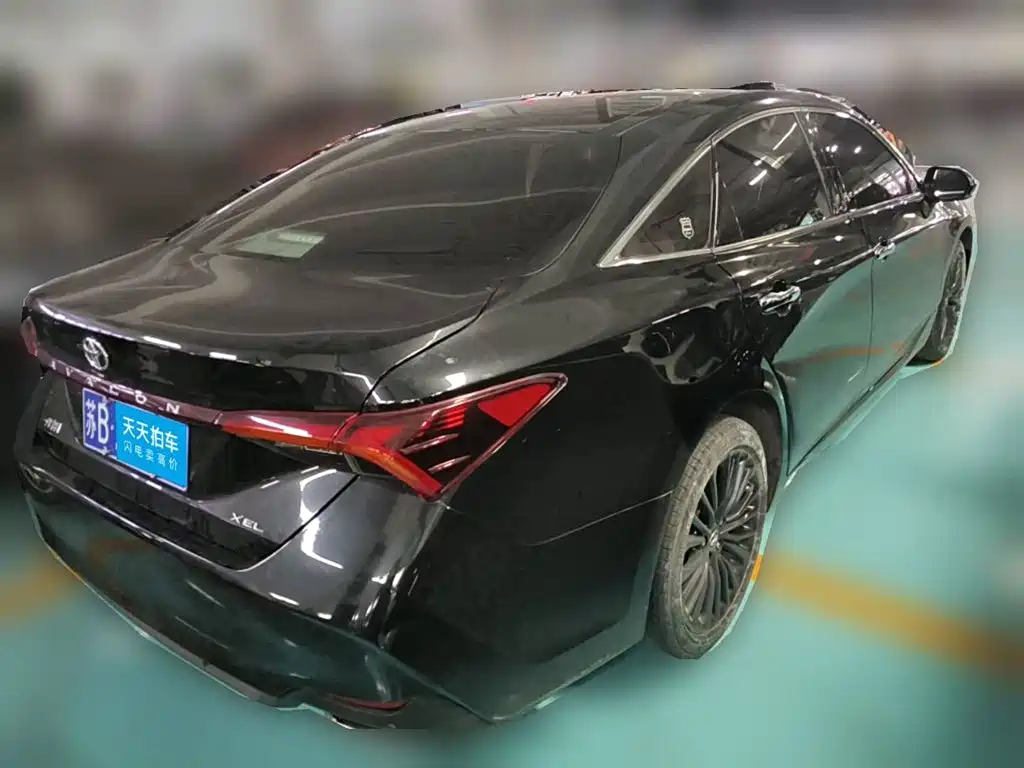 Toyota Avalon 2020 2019 2.0L XLE Premium Edition (China VI)
