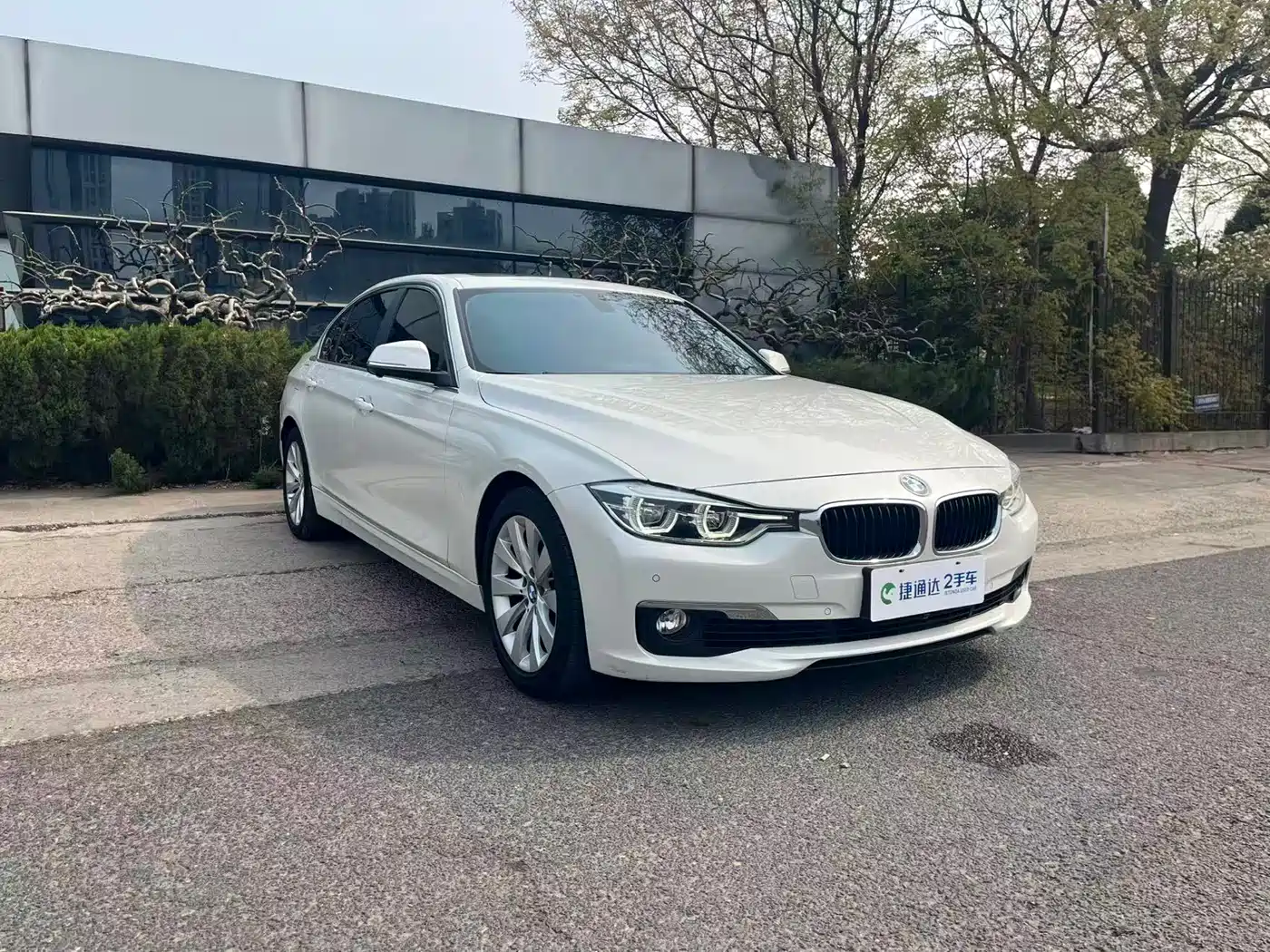 BMW 3 Series 2017 318Li Fashion фото 2