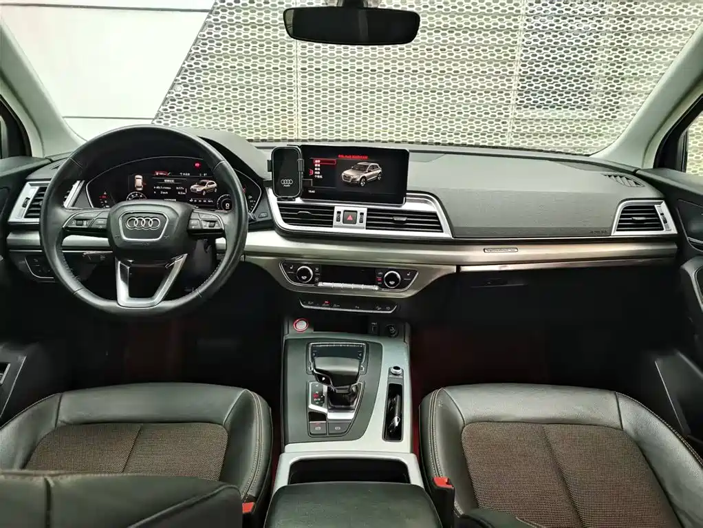 Audi Q5L 2018 40 TFSI Prestige Fashion (China V) фото 8