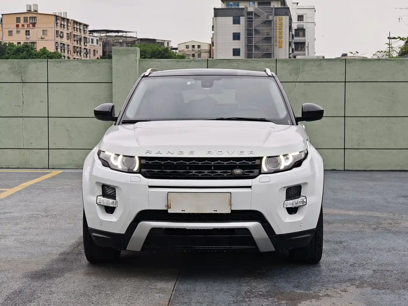 Land Rover Range Rover Evoque (Import) 2014 2.0T 5-door Brilliance Sport фото 2