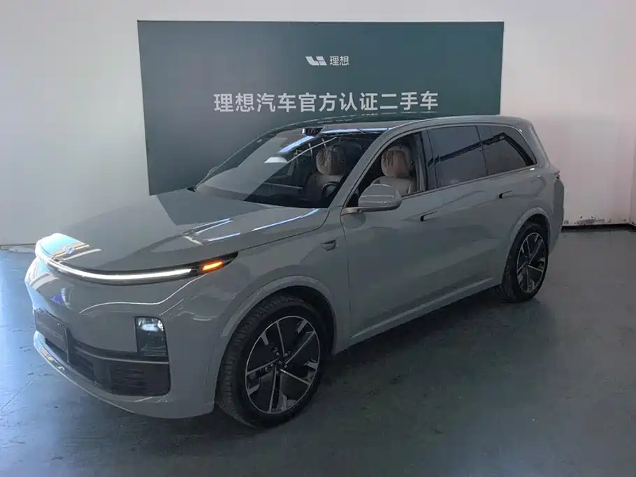 Li Auto L9 2025