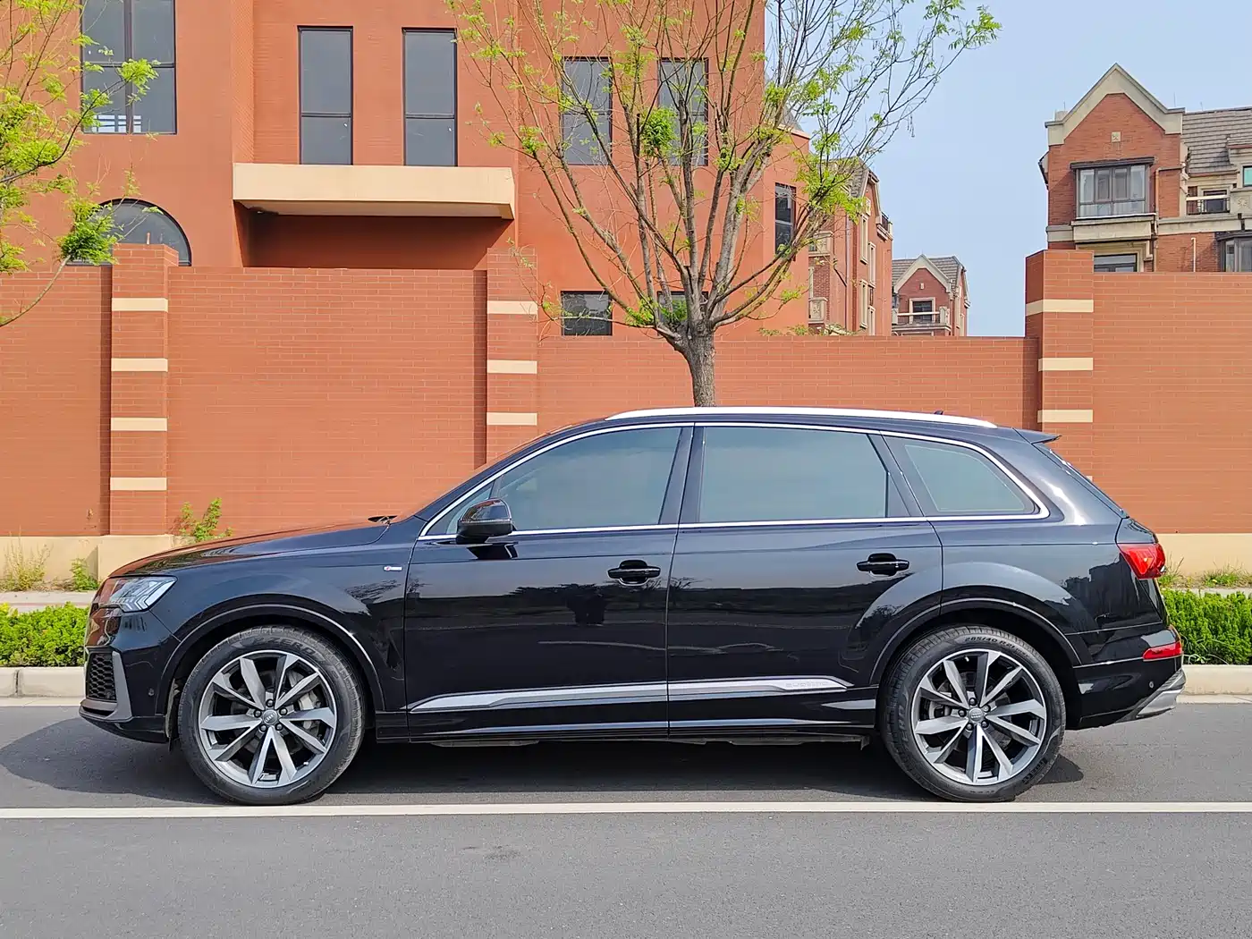 Audi Q7 2020 55 TFSI quattro S line Sport фото 19