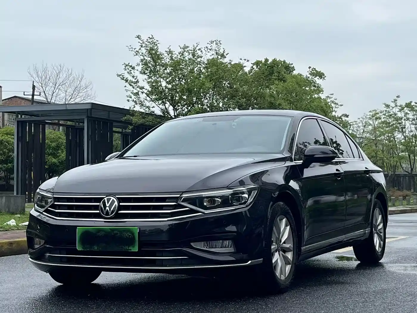 Фото 1 - Volkswagen Magotan