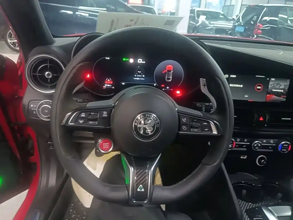 Alfa Romeo Giulia 2026 2023 2.9T V6 520HP Quadrifoglio Edition
