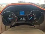 Фото 4 - Ford Focus