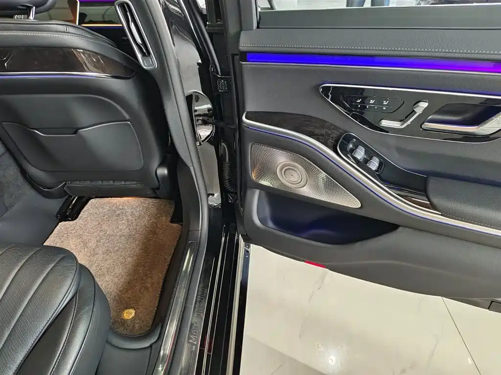 MERCEDES-BENZ S CLASS