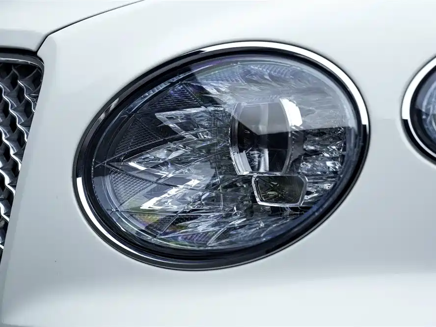 Bentley Bentayga 2021 4.0T V8 фото 6