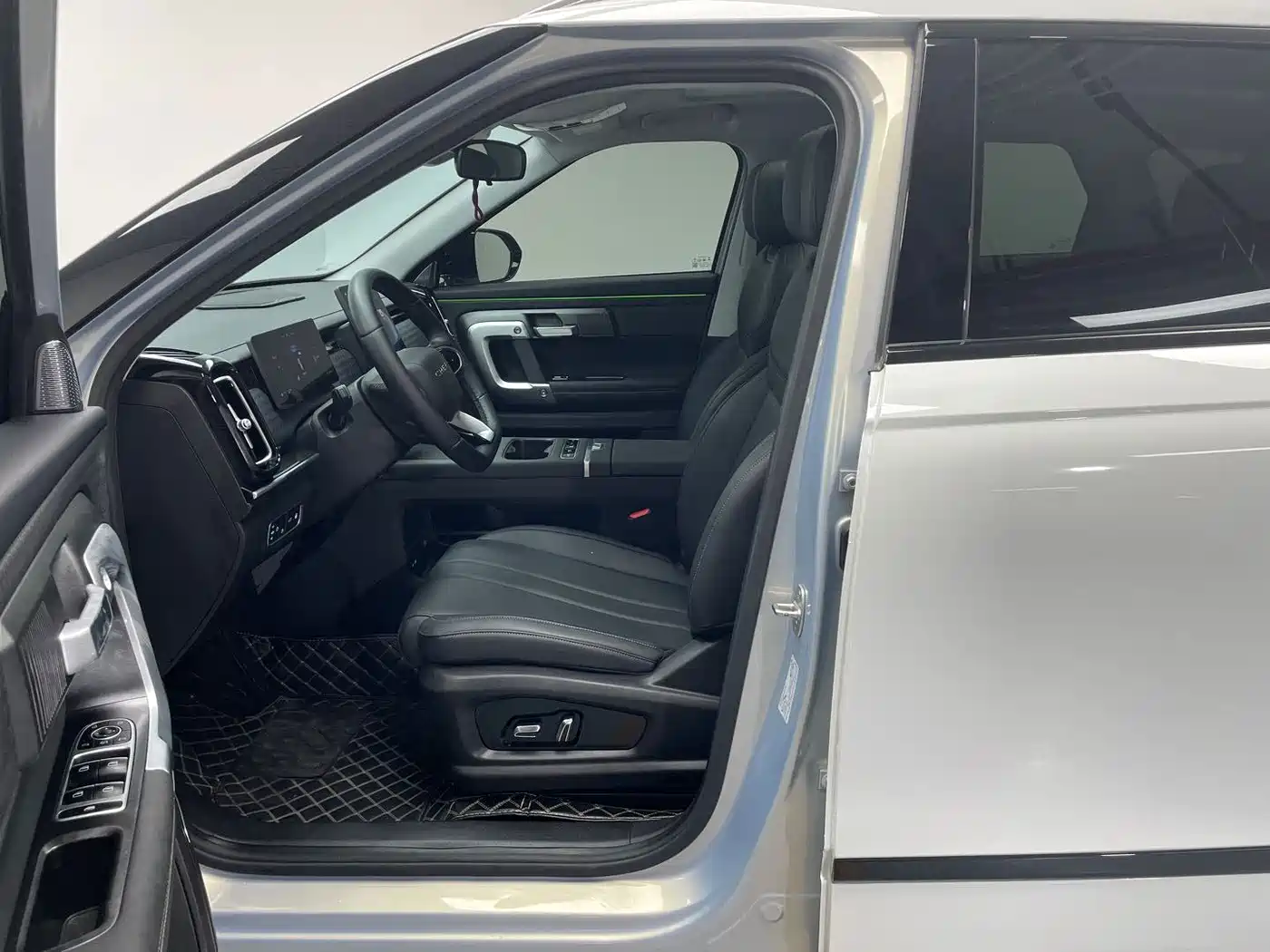 Chery Explore 06 C-DM 2025 2024 Luxury