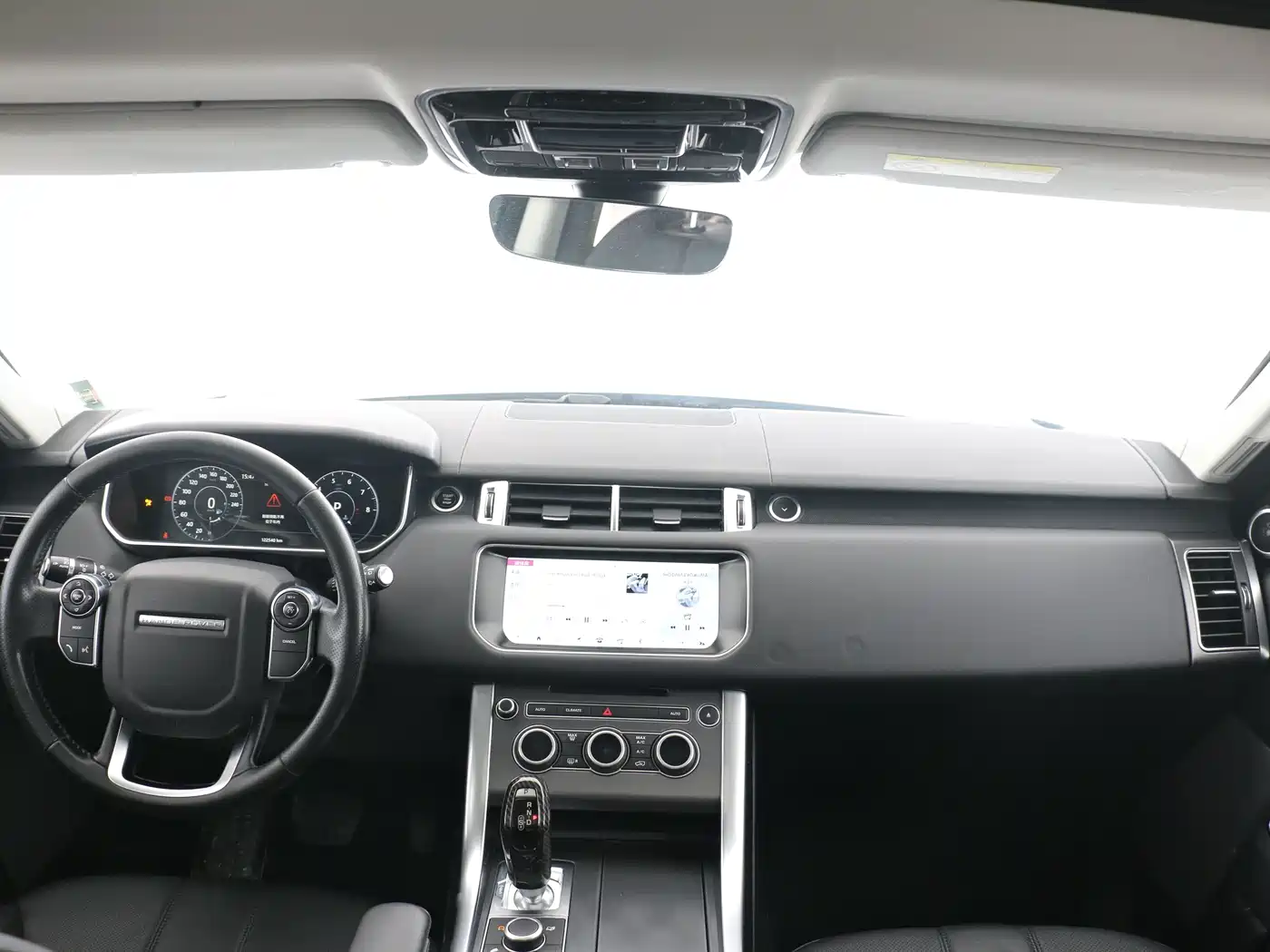 Land Rover Range Rover Sport 2017 3.0 SC V6 SE фото 8