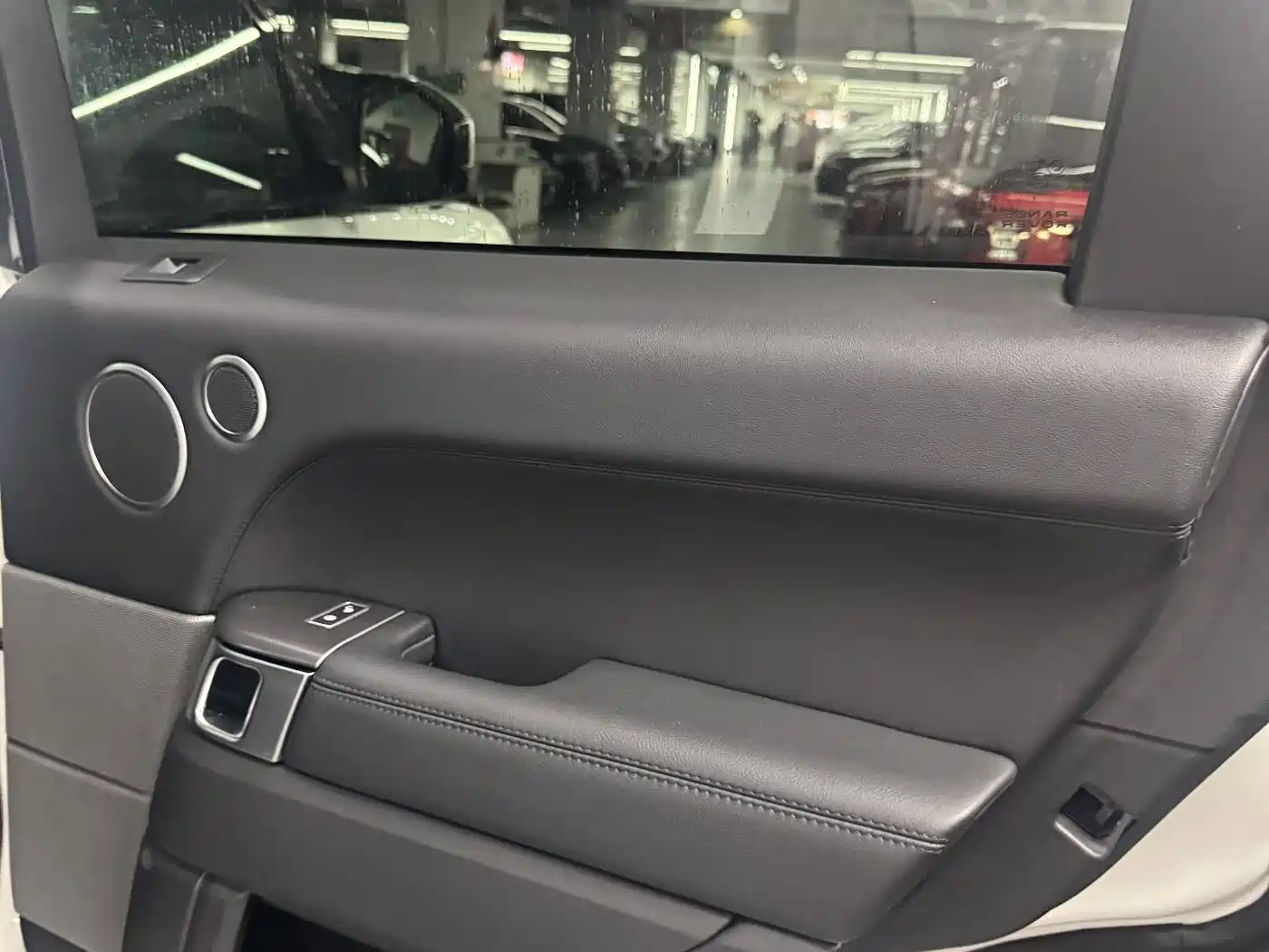 Land Rover Range Rover Sport 2017 3.0 SC V6 SE фото 15