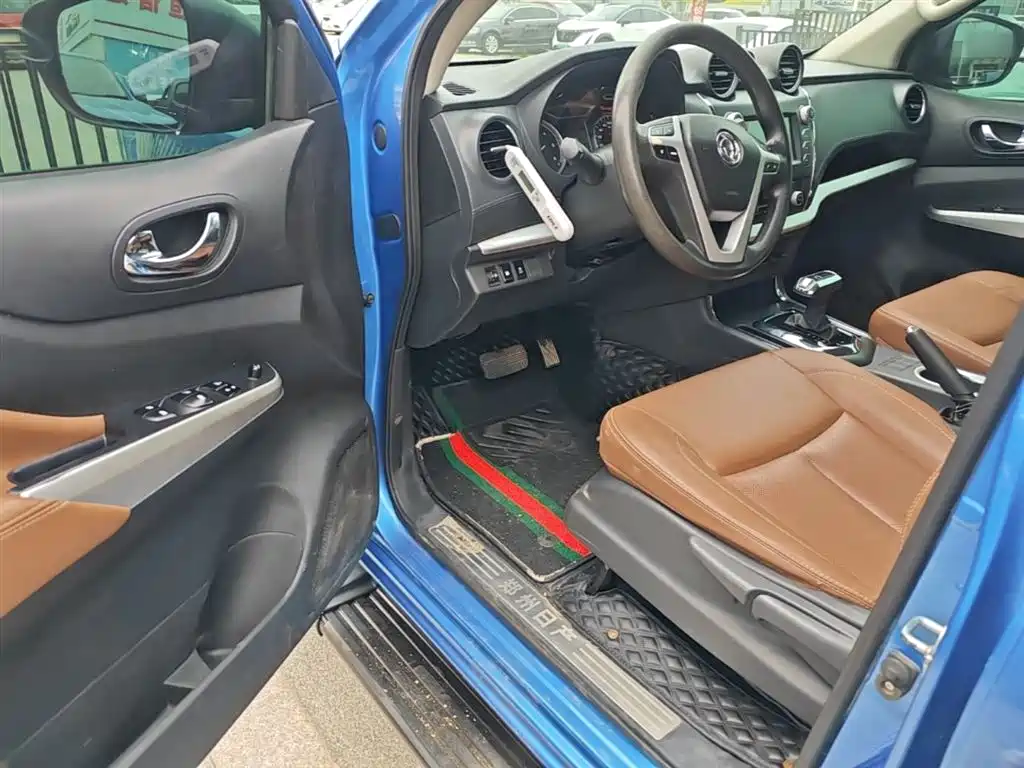 Dongfeng Rich 6 2023 2021 Model 2.3T Automatic 2WD Diesel Luxury Long Cargo M9T