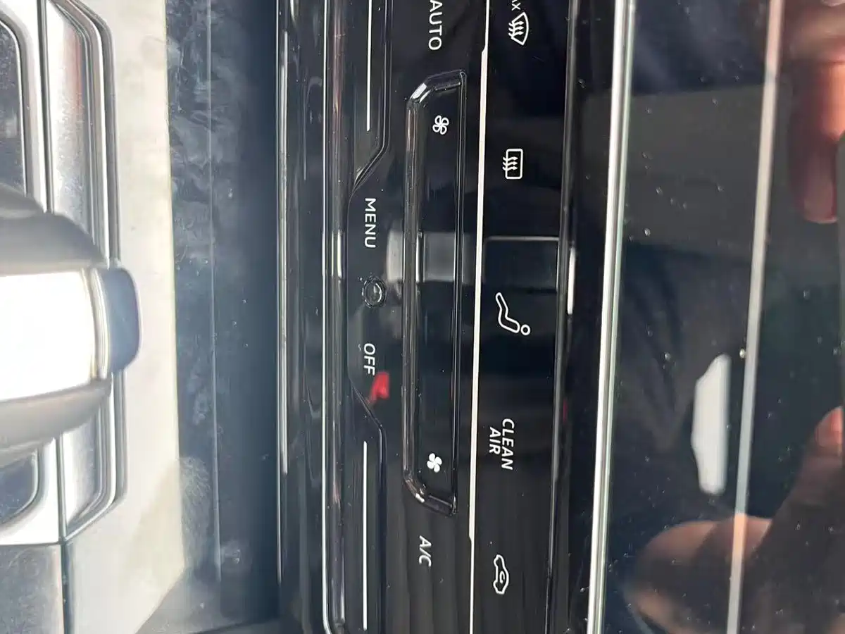 Volkswagen Magotan 2020 330TSI DSG Leading фото 23