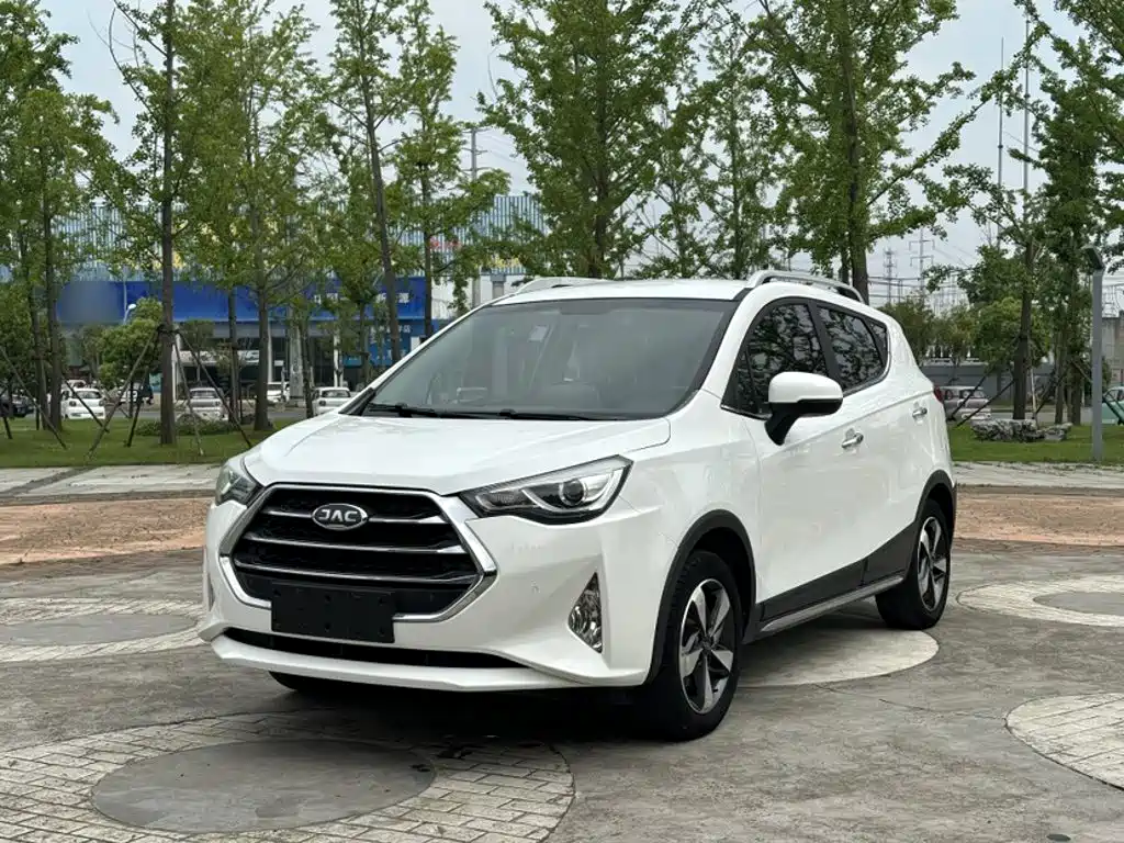 JAC Motors Refine S3 2017 2017 1.6L CVT Luxury Smart