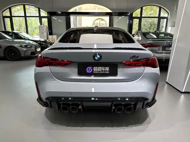 BMW M4 2024 BMW M4 Coupe M xDrive Competition — фото 5