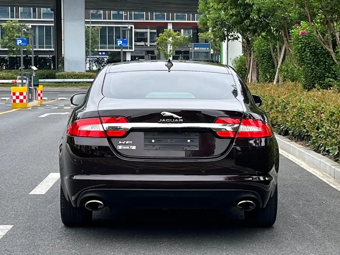 Jaguar XF 2015 2015 XF 2.0T Style Edition