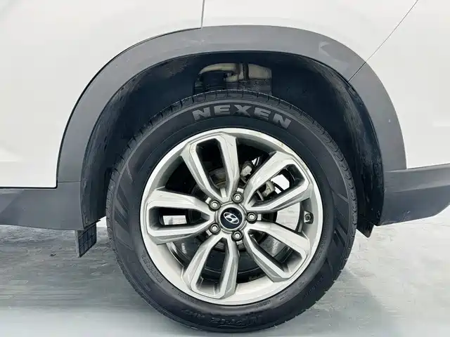 Hyundai Beijing Hyundai ix35 2019 2.0L Automatic 2WD Zhiyong·Enjoy China V фото 18