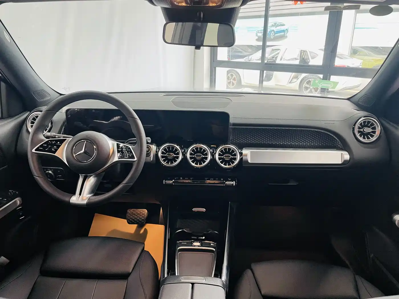 Mercedes-Benz EQB 2025 2025 EQB 260