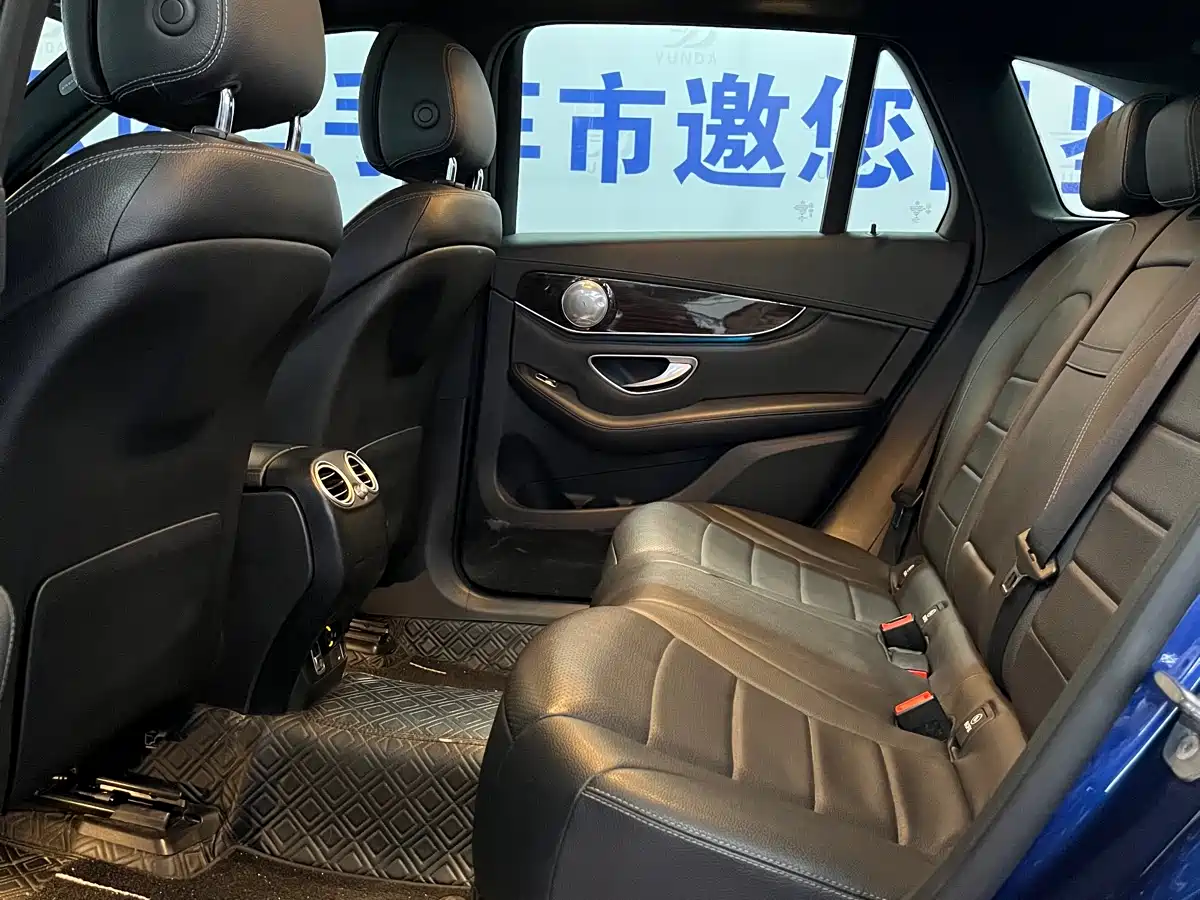 Mercedes-Benz GLC 2019 GLC 260 4MATIC Dynamic фото 12