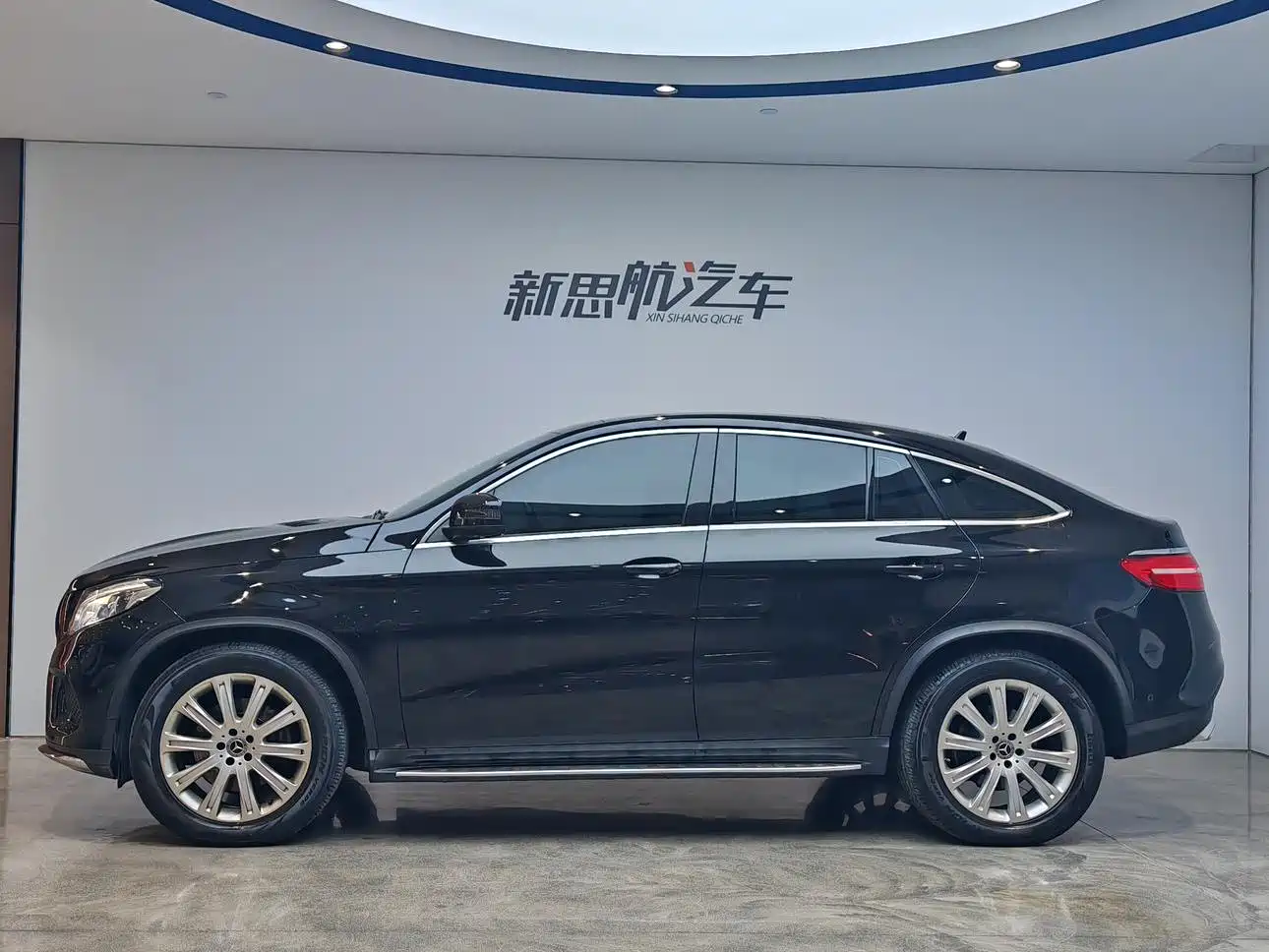Mercedes-Benz GLE Coupe 2018 GLE 320 4MATIC Coupe SUV фото 5