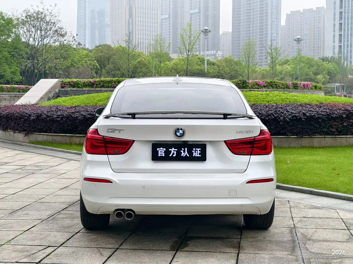 BMW 3 Series GT 2019 320i Fashion Model фото 16