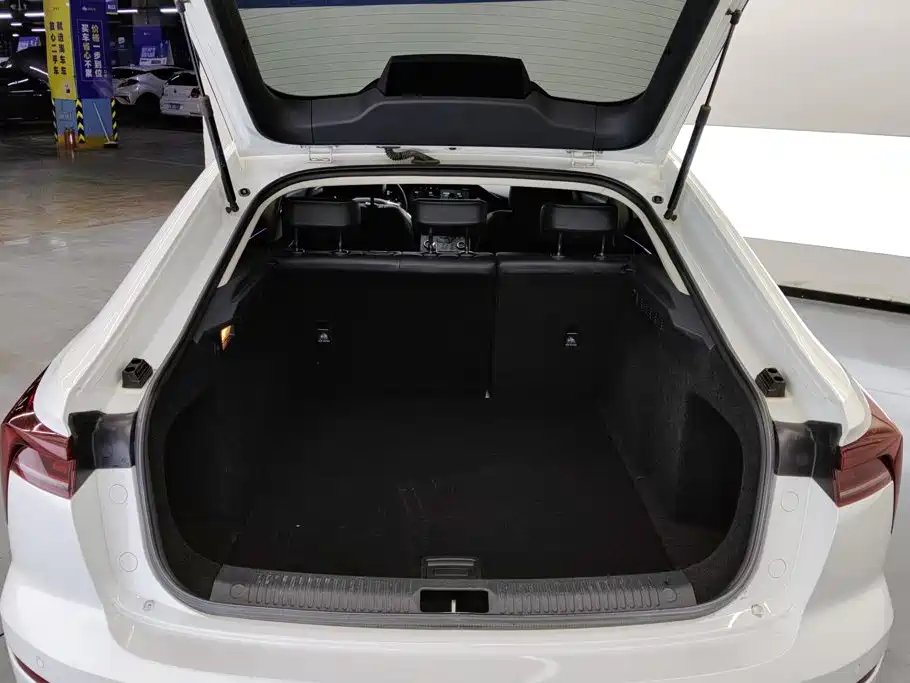 Besturn B70 2024 2022 3rd Gen 1.5T Auto Delight Edition