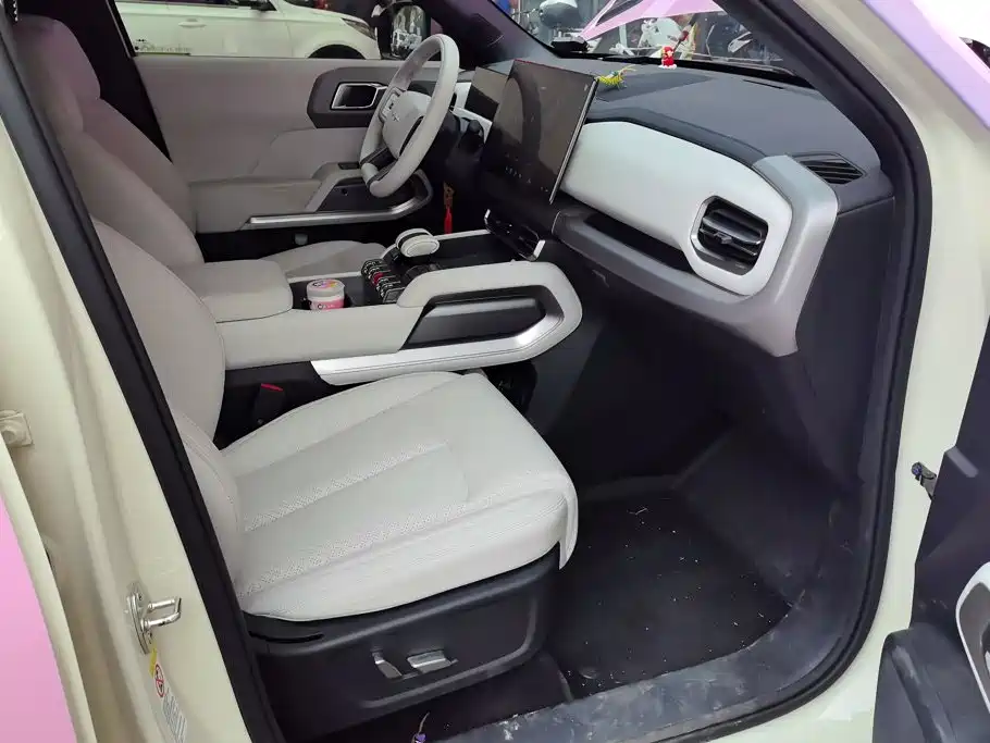 Fang Cheng Bao Titanium 3 2025 2025 501KM RWD Smart Drive Max