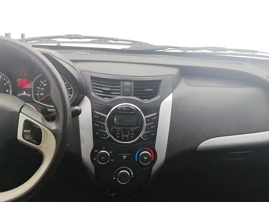 FAW Xiali N7 2015 2014 1.3L Manual Sport Premium