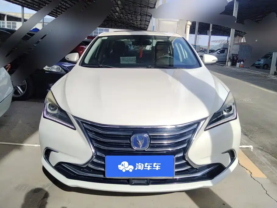 Фото 2 - Changan Eado