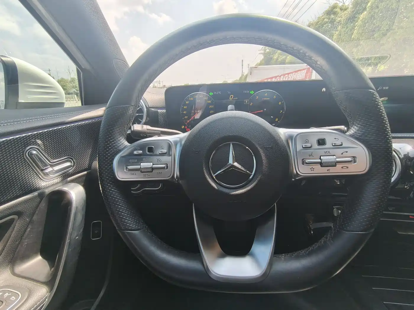 Mercedes-Benz A-Class 2022 A 200 L Sport Sedan Dynamic фото 12
