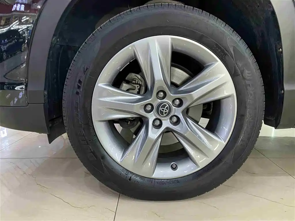 Toyota Highlander 2021 2.0T AWD Premium 7-Seater фото 5