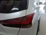 صورة 24 - Lexus UX