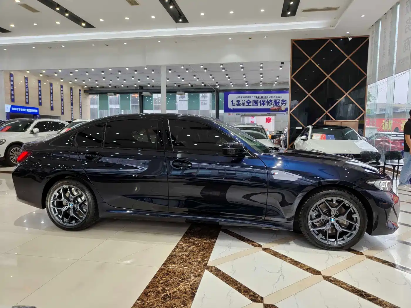 BMW 3-SERIES