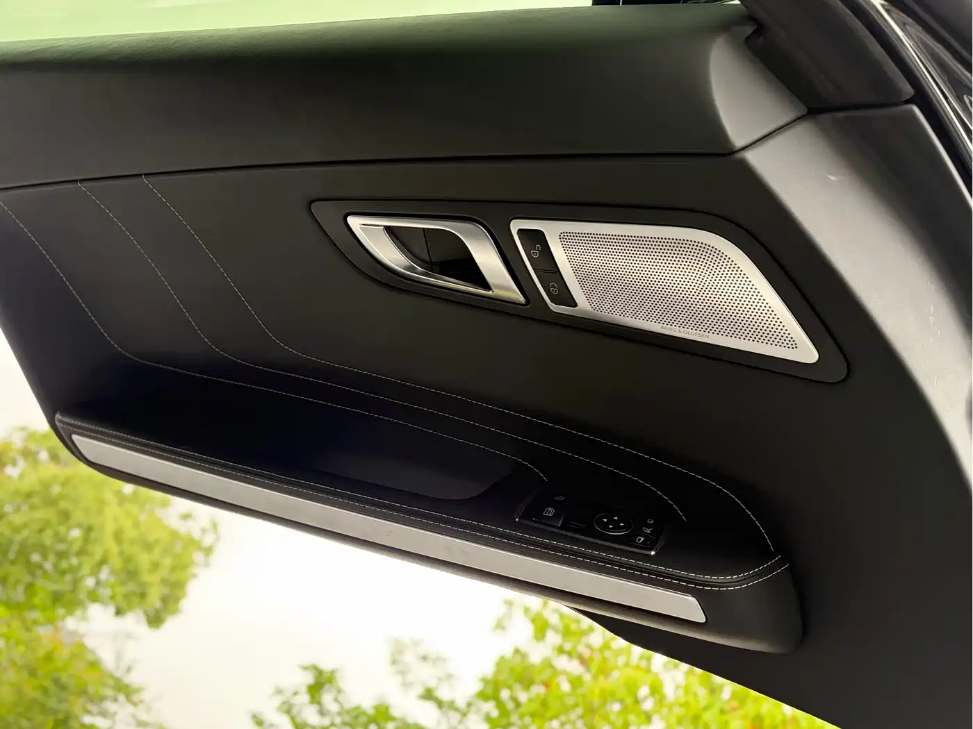 Mercedes-Benz SLS AMG 2015 2011 SLS AMG