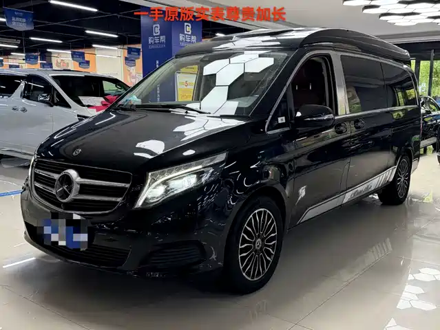 Mercedes-Benz V-Class 2018 V 260 L Premium Long Wheelbase Edition China VI