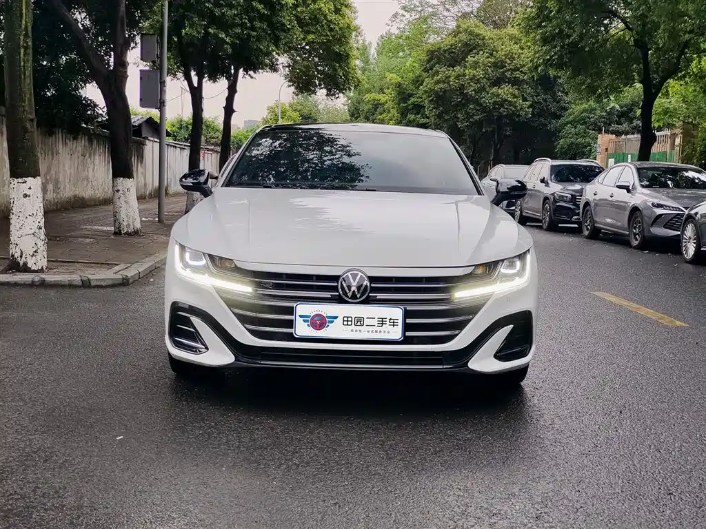 Volkswagen FAW-Volkswagen CC 2023 380TSI Eye-catching Edition фото 2
